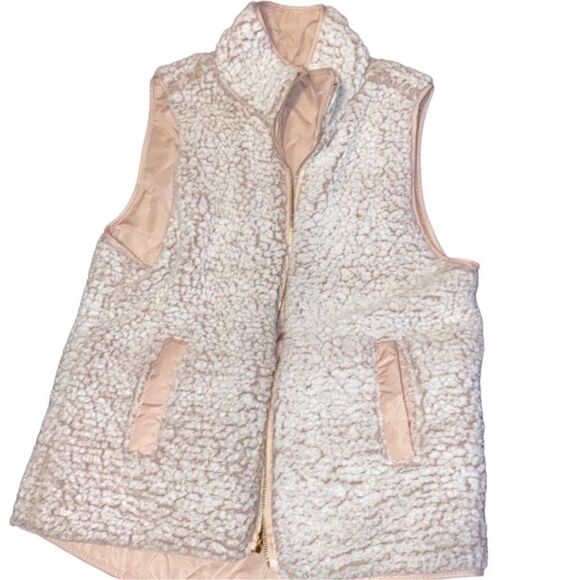 Thread & Supply Reversible Vest - Picture 3 of 5
